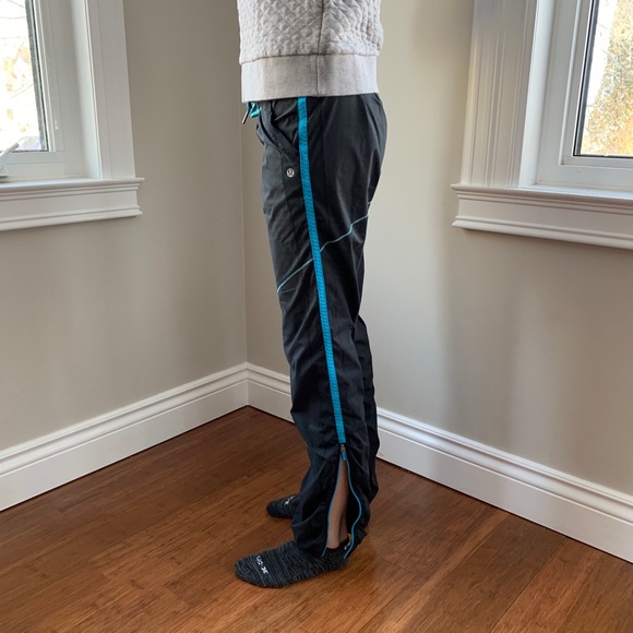 SOLD - Retro lulu cold weather running pants - Picture 1 of 9